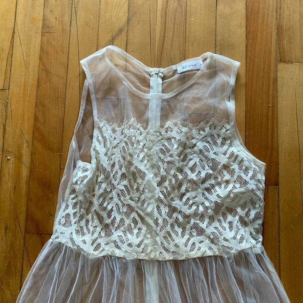 Mesh  lace dress - Picture 2 of 5